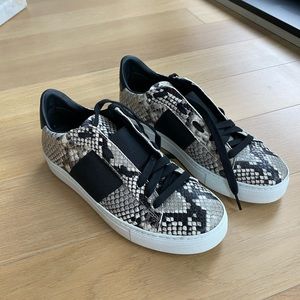 M Gemi Volata Sneaker snakeskin, size 7.5